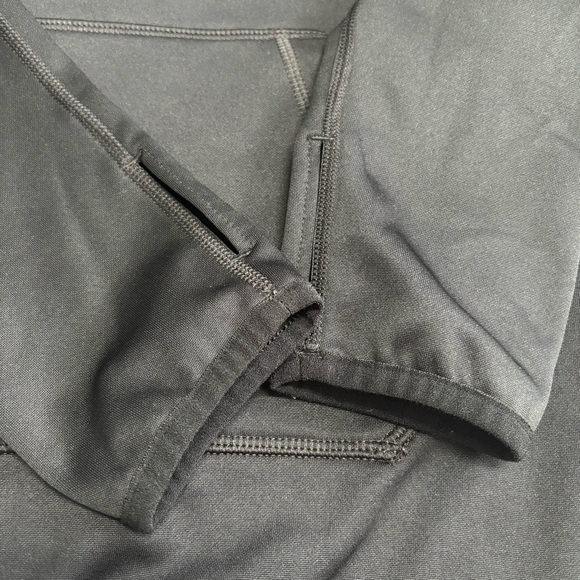 Nike Therma Fit Hoodie Sweatshirt Women’s Medium Black Solid Thumbholes Pullover - Picture 7 of 8